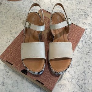 Born Platform Dorrah Sandals